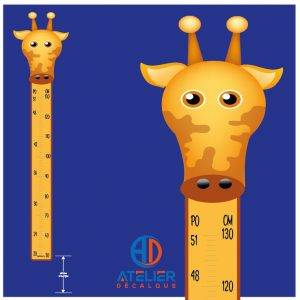 Autocollant mural  – Échelle de croissance de girafe de la savane – jaune